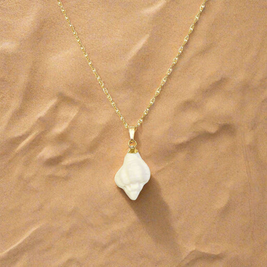 Malé Seashell Necklace